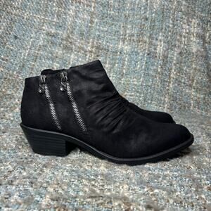 Blowfish Malibu Wander Zip Heeled Booties in Black Rocky Oak